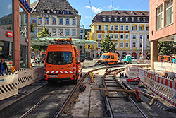 Gleisbauarbeiten am Barbarossaplatz.