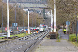 Gleisbauarbeiten entlang der Mergentheimer Straße.
