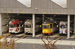 3 GT-H und 1 GTW-D8 im Straba-Depot am Heuchelhof. 04/1997 – André Werske