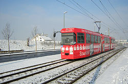 GT-E in winterlicher Idylle kurz vor der Haltestelle "Brombergweg".