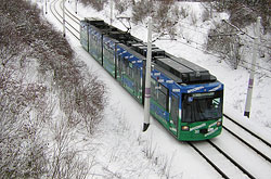 GT-N 263 von Rottenbauer kommend kurz vor der Haltestelle "Madrider Ring". 17.02.2005 – André Werske