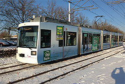GT-N 266 an der Haltestelle "Max-Mengeringhausen-Straße". 08.12.2012 – André Werske