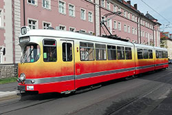 GTW-D8 236 an der Haltestelle Fechenbachhaus.