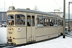 GTW-D6 mit Beiwagen im Wendekreis am Hauptbahnhof. in den 80er Jahren – Peter Lelowski
