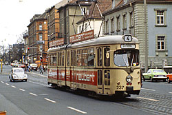 GTW-D6 kurz nach der Haltestelle Wörthstraße in der Frankfurter Straße. in den 80er Jahren – Peter Lelowski