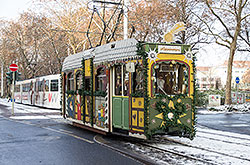 Nikolauswagen an der Haltestelle "Eichendorffstraße". 08.12.2012 – André Werske