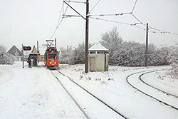 Schienenpflegewagen 295 an der Endhaltestelle "Rottenbauer". 25.02.2013 – Lukas Ruppert
