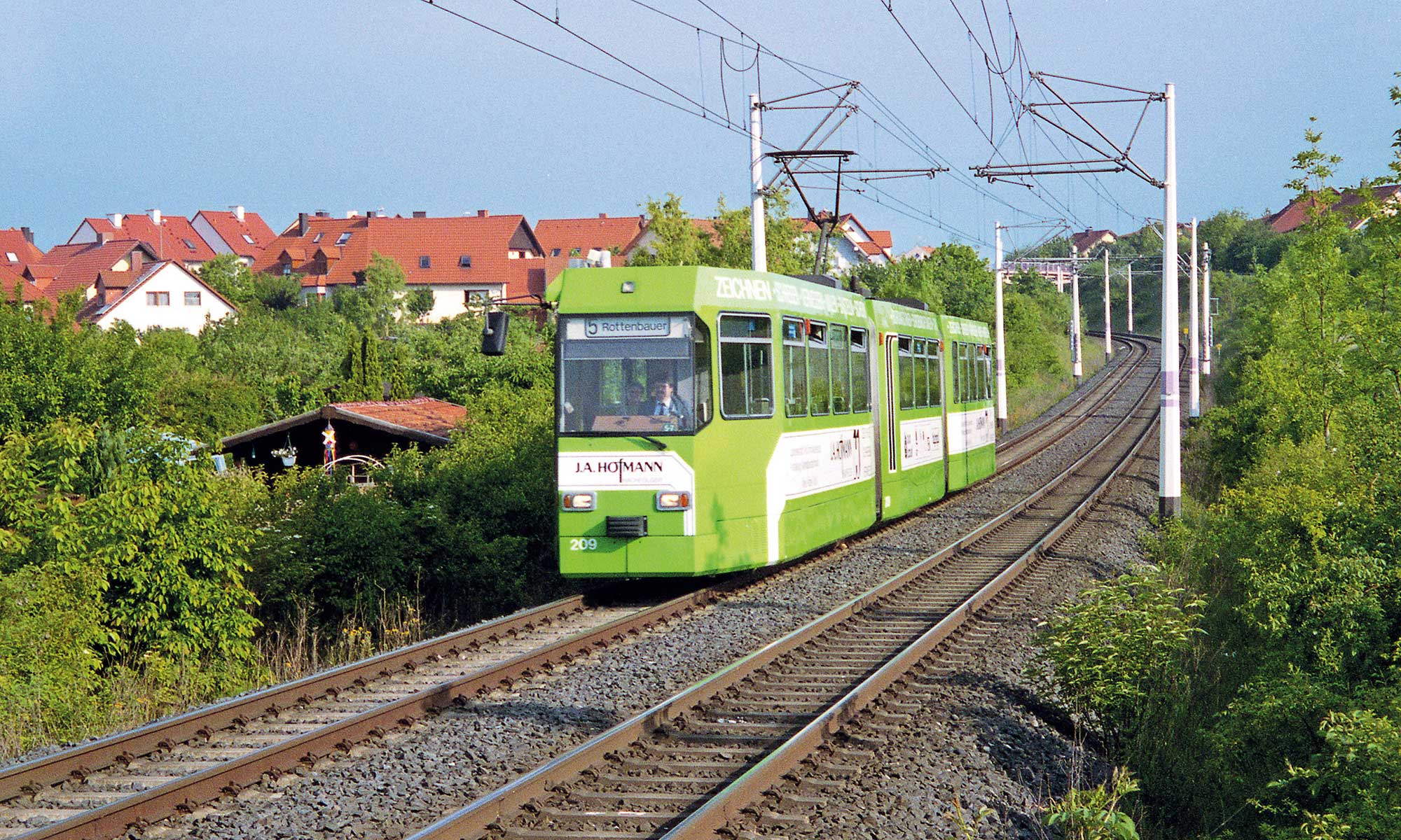 GT-E am Kleingartenverein zwischen Athener Ring und Max-Mengeringhausen-Straße. © 1999 André Werske.